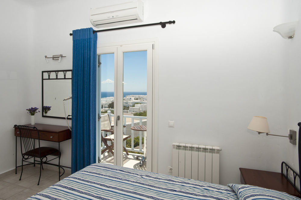 Nireas Apartment