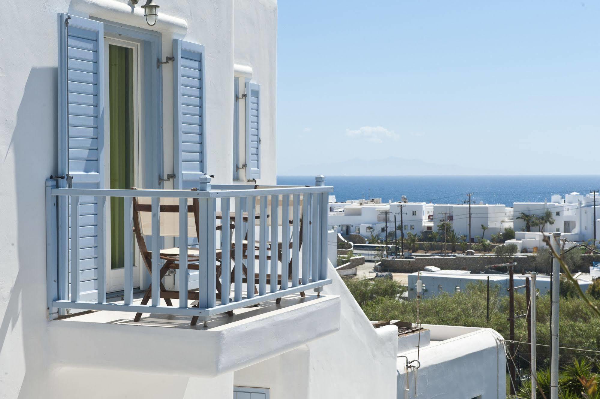 Nireas Platys Gialos (Mykonos)